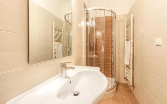Modern Apartment Senovazne namesti 11
