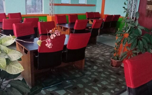 Palagya Hotel & Restaurant