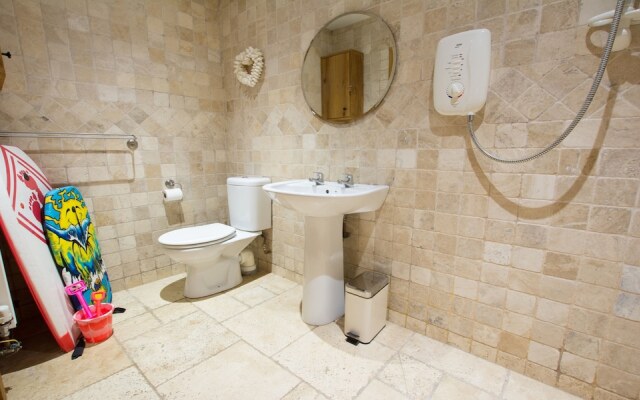 Stables Georgeham 2 Bedrooms Sleeps 6 Dogs Welcome