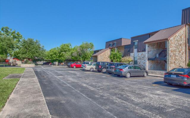 Seele Street River Retreat SS B11