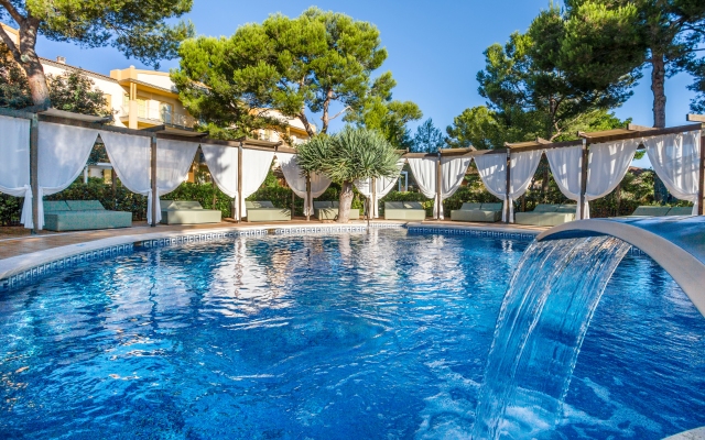 APARTMENT ZAFIRO MALLORCA AND SPA(FORMERLY Viva Mallorca Aparthotel)