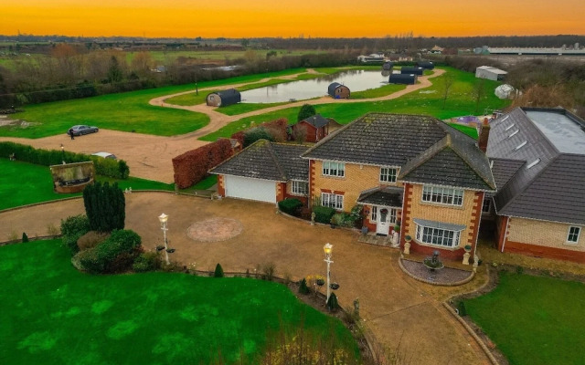 The Firs Luxury Home