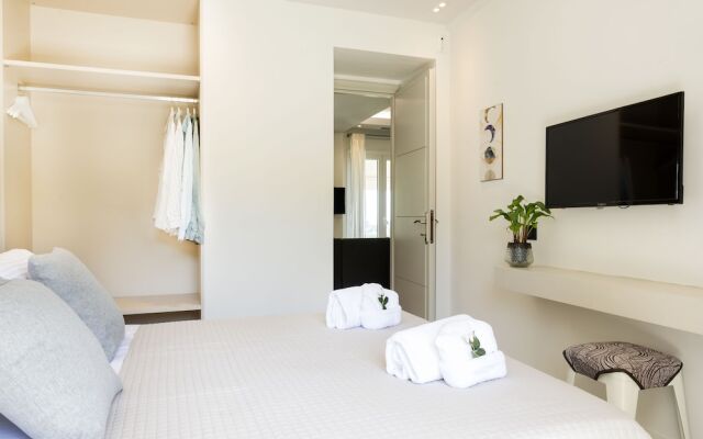 Dimi Brou's Apartments by CorfuEscapes