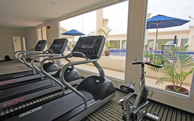 Harmoni One Convention Hotel & Service Apartments