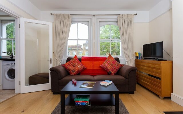 1 Bedroom Flat In Belsize Park