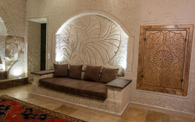 Grand Elite Cave Suites