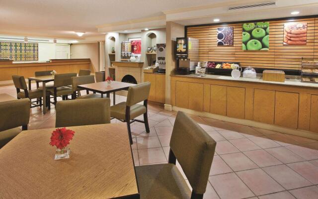 La Quinta Inn by Wyndham Savannah Midtown