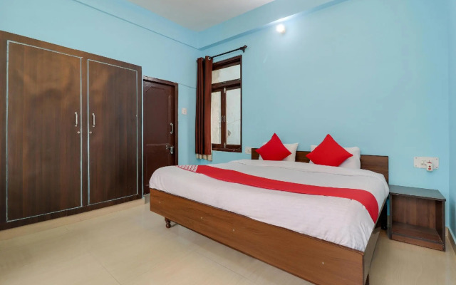 OYO 24695 Hotel Comfort Inn