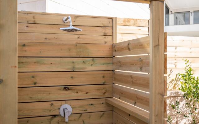 Splendid Achziv Garden Apartment