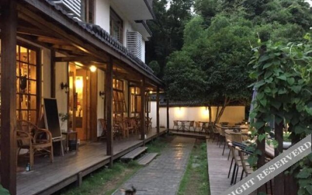 Aska Guesthouse