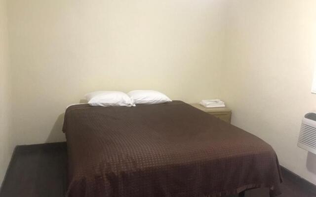 All 8 Motel