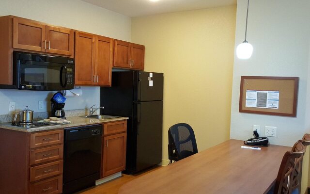 Candlewood Suites Portland Airport by IHG