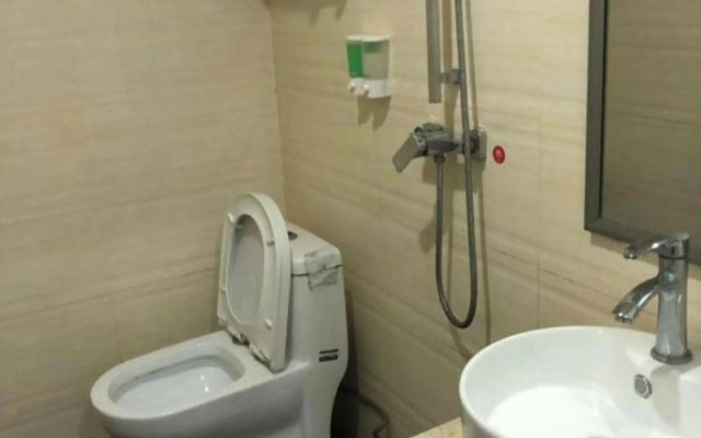 Yuanmeng Business Hotel