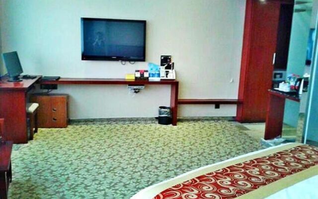 Golden Holiday International Hotel