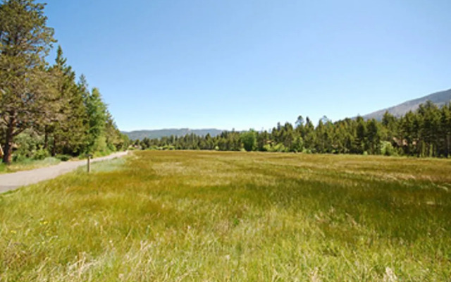 3901 Azure Avenue by RedAwning