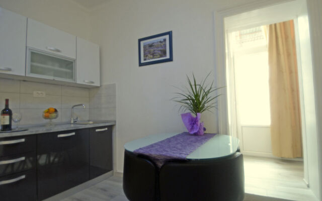 Kuzma Rooms and Apartments