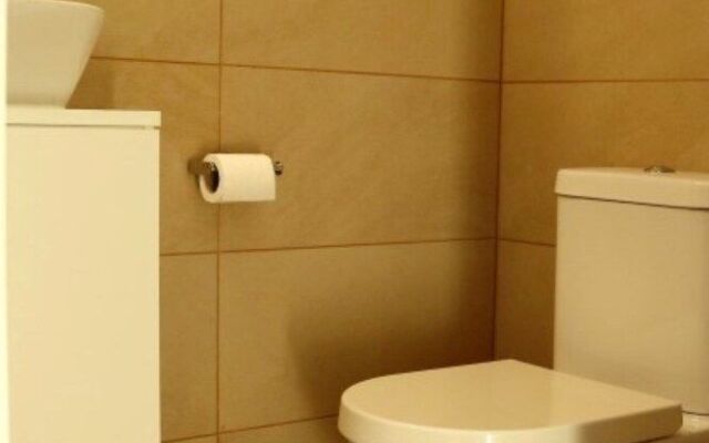 Akivillas Tavira Pine