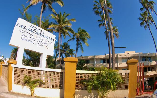 Hotel Las Jacarandas