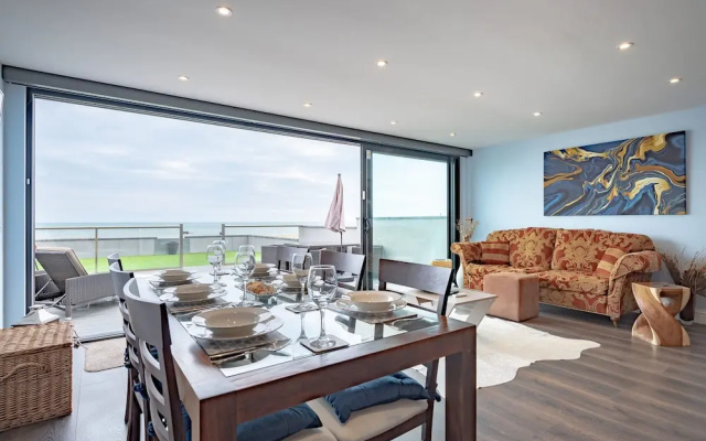 Beach View Breeze