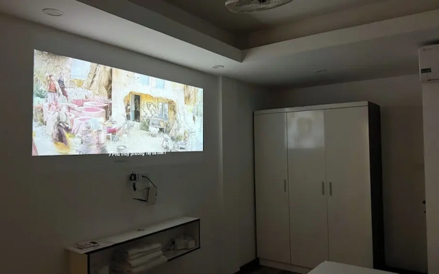 Era Apartment Ha Yen Quyet