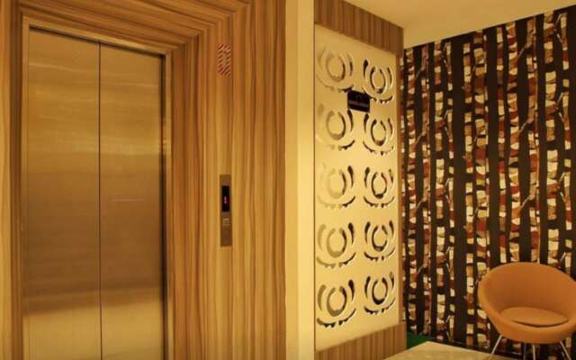 Deivan Hotel
