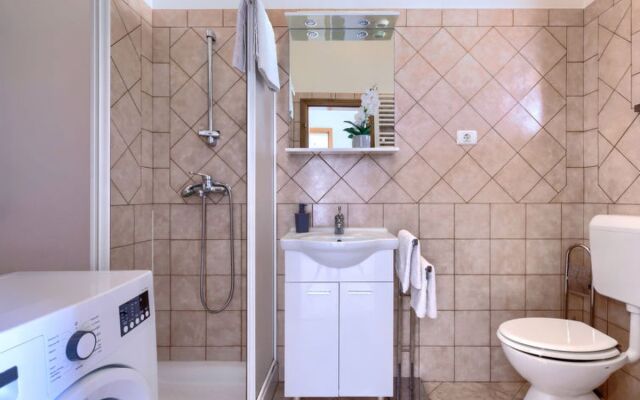 Apartment Mir Dorio