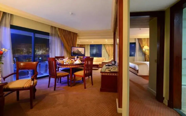 Golden Tulip Zoser Pyramids Hotel