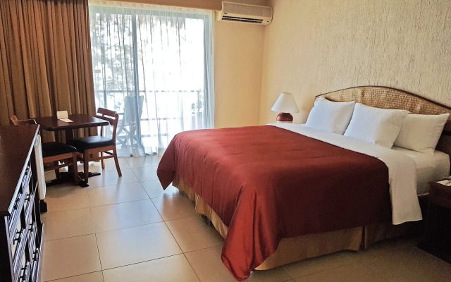 Hotel Camino Real Tikal