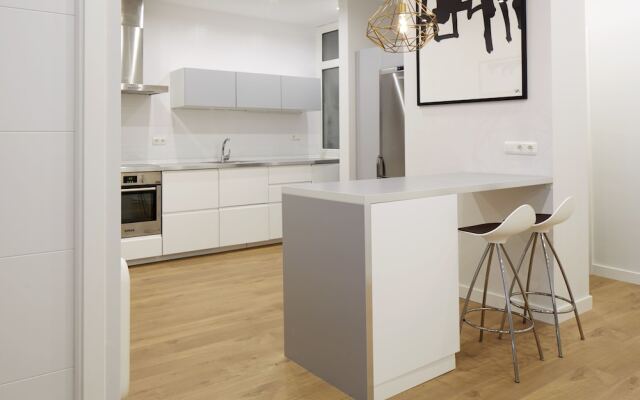 Urbieta 3 Apartment by FeelFree Rentals