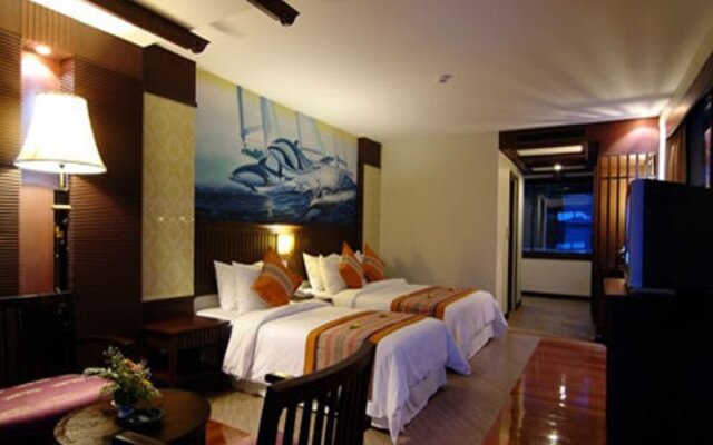 Phi Phi Island Cabana Hotel