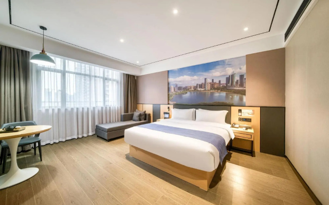 Meilu Light Luxury Hotel (Tongling College Branch)