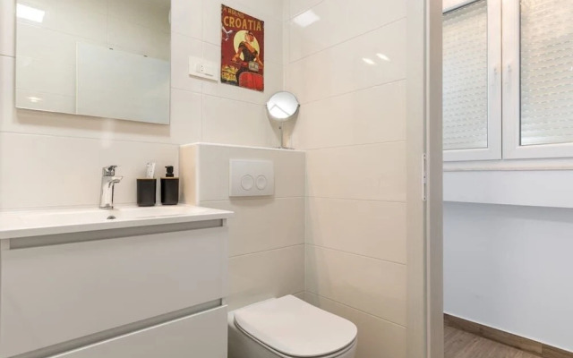 Brand New Suite next to Palace & Beach