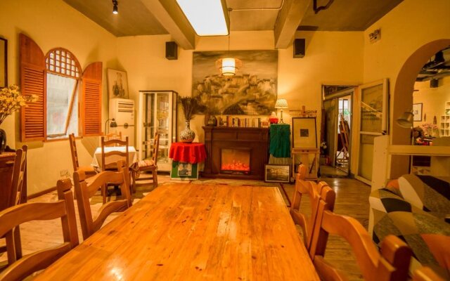 Huangshan Ancient Town Youth Hostel