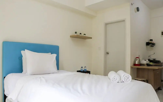 Warm and Nice Studio at Podomoro Golf View Apartment