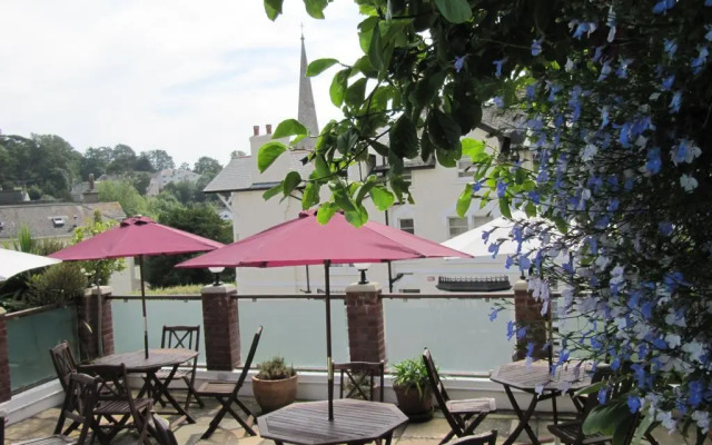 The Shirley - Guest house