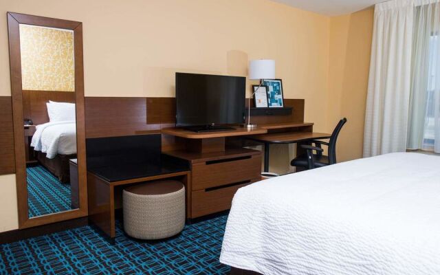 Fairfield Inn & Suites Lincoln Southeast