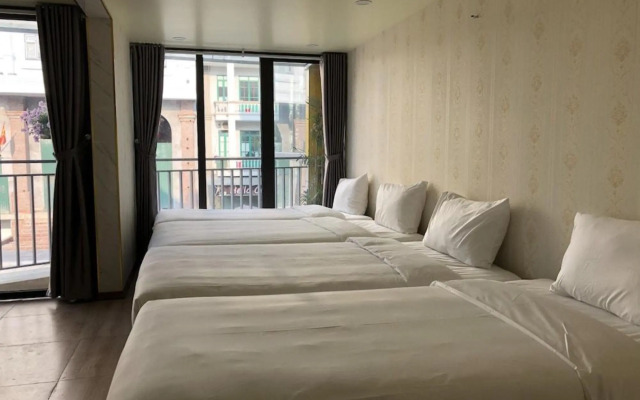 Babylon Ha Long Hotel