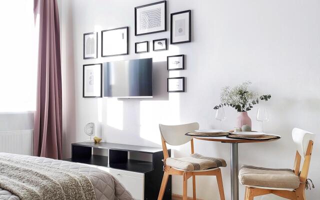 Апартаменты на улице Хрустальногорская 88