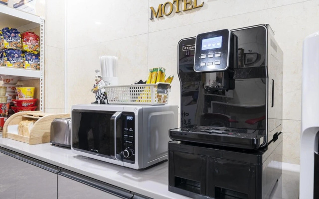 Gunsan Fox Tourist Hotel