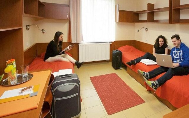 Study K & M Hotel