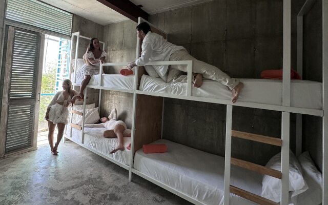 Stamp Hostel Manzanillo