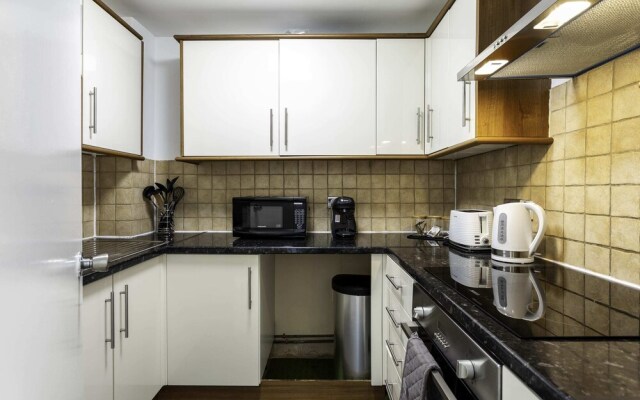 Modern Home Near Central London