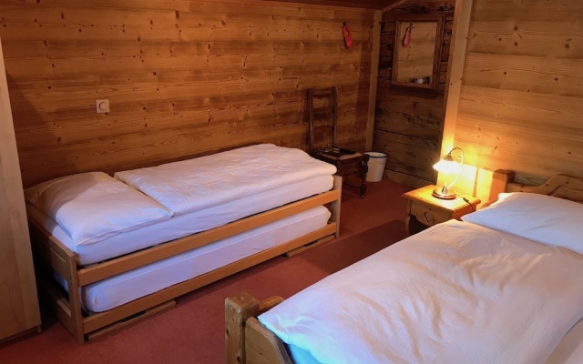 Auberge de la Poste Les Diablerets – Guest Rooms – Ormont-Dessus