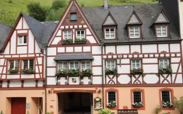 hotelImage