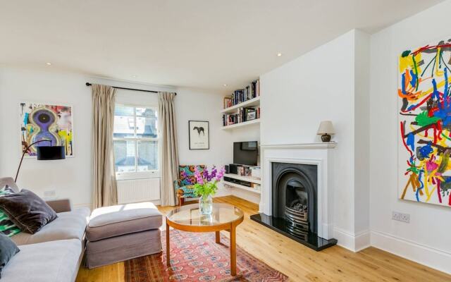 1 Bedroom West London Home
