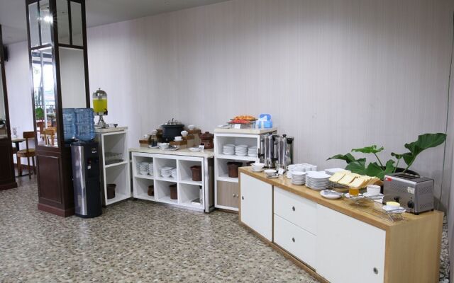 Hotel 88 Kedoya Jakarta