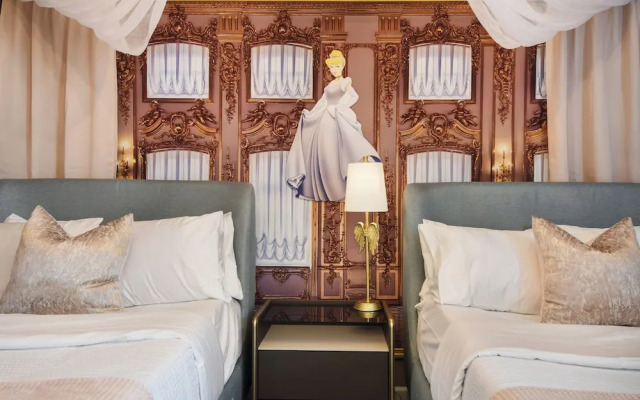 Storey Lake 10br Lakeview Home Pool/spa Game Room