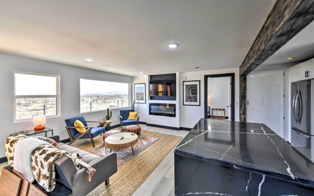 Hilltop Oasis w/ Sweeping Landscape Views