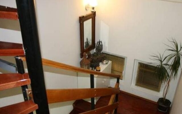 Lukanov Apartments & Guest Rooms
