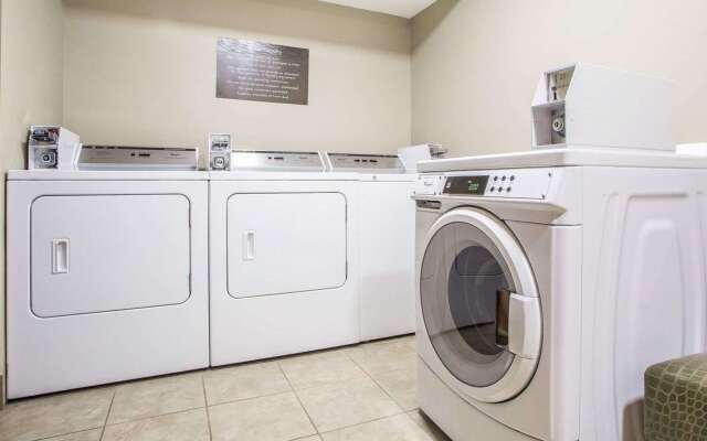 Comfort Inn Hammond I-94